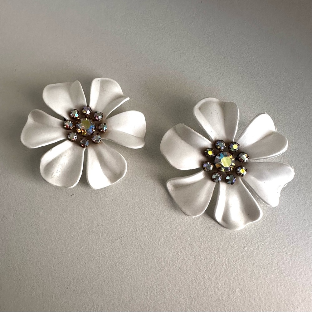Vintage Clip-on Flower Earrings